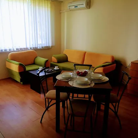 Family Apartament Crown Pool&sea - Bastetbs * 圣弗拉斯